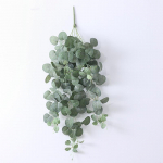 Kunstlik taim rippuv kunstlik taim eukal&uuml;pt &otilde;ues rotangist kodu hotelli aed elutoa kaunistused