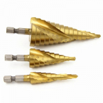 3 tk Hss astmeline puur, sirge soonega puur, titaankattega metallipuur, puurimist&ouml;&ouml;riistade komplekt, l&otilde;ikuri koonuse puurimist&ouml;&ouml;riist 3pcs-1set