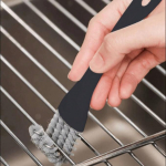 Mitmeotstarbeline grillipuhastushari Vastupidav plastikust grillipuhasti BBQ-grillile, pliidile, potile, t&ouml;&ouml;pinna s&uuml;gavpuhtale k&ouml;&ouml;gisoonele must