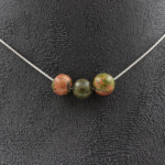Pierres et Min&eacute;raux. Collier 3 perles Unakite 8 mm Chaine en acier inoxydable Collier femmes, hommes. Taille personnalisable.
