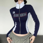 Kirjatr&uuml;kis mood Y2K jakid, pikad varrukad, lapitehnika, lahtik&auml;iv kaelusmantlid t&auml;navar&otilde;ivad, s&uuml;gise armsad lukuga r&otilde;ivad L