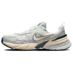 Nike V2K Run Platinum Tint Guava Ice Naiste tossud Valge Puhta-Plaatina FD0736-004 35.5