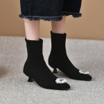 Naiste kingad 2024 Kvaliteetsed pahkluu naiste saapad Mood Crystal kontor ja karj&auml;&auml;r Seksikad terava varbaga ja t&otilde;mblukuga kingad naistele 40