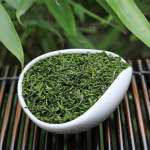 2023 Yunwu Maojian Green lahtiste lehtedega High Mountaini teeroheline 250g