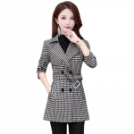 Naiste ruuduline tuulejope, moodsad v&ouml;&ouml;ga &uuml;ler&otilde;ivad kevadeks L