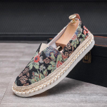 Meeste suvised hingavad linased slip-on kingad, libisemiskindel pehme tald, Hiina stiilis l&otilde;uendist mokassiinid Size 43