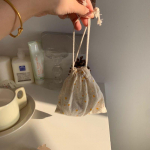 Naine Ehted Kosmeetiline karikakra hoiukott N&ouml;&ouml;rikott Armas v&auml;ike m&uuml;ndikott Ise tehes n&ouml;&ouml;riga kott Reisitolmukindlad k&auml;ekotid