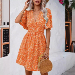 Suvine uus V-kaelusega l&uuml;hikeste varrukatega tr&uuml;kitud vabaajakleit Naiste k&otilde;rge v&ouml;&ouml;kohaga lilleline plisseeritud elegantne kleit, naiselik, moodne Slim Fit vintage kleidid 24560 S