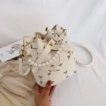 SCIONE suvine v&auml;ike v&auml;rske v&auml;ike kott, naissoost 2019, uus metsik &uuml;he &otilde;laga messengerkott Western Style Pearl Bucket Bag 20cm*14cm*18cm valge