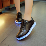 USB-laadija Helendavad tossud Lastele Led vabaajajalatsid poistele Led-sussid Helendavad tossud T&uuml;drukutele hingavad kingad 41