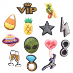 14 tk kaunid kullast ja h&otilde;bedast pulbrist l&auml;ikivad seeria PVC-jalatsid kingade kaunistamiseks 14pcs