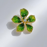 Vanemad prossid, lilledega lehtedest prossid kuld