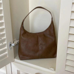 Uus moodne pehmest nahast k&auml;ekott Multifunktsionaalne vabaaja &otilde;lakott, suur mahutav kvaliteetne naiste lihtne kaenlaaukott