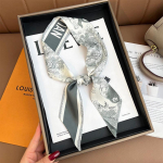 Retro siidist sall: Mitmek&uuml;lgne juuste-, peapael- ja kotiaksessuaar naistele 98x6 cm