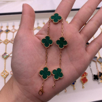 Boutique Neljak&auml;pa Ristikheina Viie &Otilde;iega K&auml;ev&otilde;ru 18K Kerge Luksus Ins Disain Mood Peen Mitmek&uuml;lgne Meeste ja Naiste Mudelid K&auml;ev&otilde;ru Boutique Bracelet