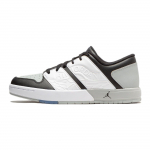 Air Jordan Nu Retro 1 Low GS Helehall Hall Laste tossud Valge Varsity-Punane Must FB4412-106 36