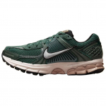 Nike Zoom Vomero 5 Vintage Green Light Orewood Brown Hemp Chrome Naiste vabaajajalatsid HQ2181-004 35.5