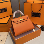 Kommiv&auml;rvi Moodne K&auml;ekott Naistele &ndash; Esmaklassiline &Uuml;he&otilde;la- ja Crossbody Kott 25CM brown