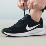 Nike Meeste Aastaringsed Jooksukingad FB2207-001 10