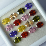 9 tk naturaalset SERTIFITSEERITUD mitmev&auml;rvilist safiiri ovaalse l&otilde;ikega kalliskivi 7x5 MM partii kingituseks 7 mm approx mitmev&auml;rviline