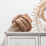 Puhast puuvillasest isetehtud k&auml;sitsi kootud s&otilde;lmest kuulpadi autopadi diivan kontori istmepadi pehme pl&uuml;&uuml;sist polsterdatud padi kodukaunistuse padi Diameter 22CM heleroosa v&auml;rv