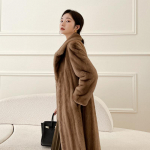 S&uuml;gis- ja talvine kunstkarusnahast naiste lahtine massiivne mantel XXL kohv