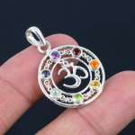 Looduslik Seitse Chakra Om Shiva v&auml;&auml;riskivist ripats, 925 Sterling h&otilde;be, k&auml;sitsi valmistatud ripats ehe kingitus s&otilde;brap&auml;evaks mitmev&auml;rviline
