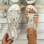 Rhinestones sandaalid naistele elastse pahkluu rihmaga Bohemian rannajalatsid Mood Crystal lillelised vabaaja kingad avatud ninaga 35 h&otilde;be