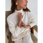 Naiste s&uuml;gis- ja talvine paksendatud &uuml;hev&auml;rviline avara pikkade varrukatega sviiter one size valge