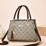 Kvaliteetsed nahast naiste k&auml;ekotid Naiste vintage tr&uuml;kitud messenger-kotid Totes Boston &otilde;lakotid Naiste ostukotid Crossbody kotid 28x14x20cm