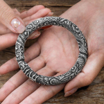 Uus retro draakoni mustriga meeste stiil, lihtne, ni&scaron;&scaron; ja domineeriv k&auml;ev&otilde;ru UNISEX one size(16-22CM) h&otilde;be