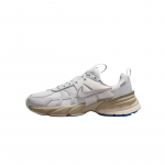 Nike V2K Run GORE-TEX Light Iron Ore Naiste tossud Hall Light-Bone Khaki FZ2622-002 36.5