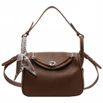 Suure mahutavusega Lindy kott naiste k&otilde;rgekvaliteediline mitmek&uuml;lgne &otilde;lakott siidsalli aksessuaaridega messenger-kott 27*14*17