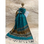 Pashmina sall: elegantne, pehme, mitmek&uuml;lgne - ka&scaron;miir ja Tai siid sinises v&auml;rvitoonis - Tai kvaliteetne toode 70x180