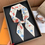 Retro siidist sall: Mitmek&uuml;lgne juuste-, peapael- ja kotiaksessuaar naistele 98x6 cm