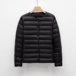 Naiste l&uuml;hike &uuml;mara kaelusega soe jakk - &Uuml;hev&auml;rviline pikkade varrukatega sulejope vooder s&uuml;giseks ja talveks. L