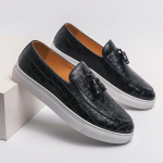 Moodsad Klassikud Meeste Mokassiinid Slip-on Valged Pulma Meeste Kingad Vabaaja Mehe Ametlikud Meeste Mood Mokka Kingad &Auml;ri Luksuslikud Nahast Kingad Meeste 38 must