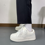 Retro Guochao Disainiga Tossud Uued Trendikad Naiste Kingad Ins &Uuml;li&otilde;pilaste Spordijalatsid Trendikad 35 valge