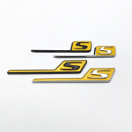 3D ABS l&auml;ikiv must kollane h&otilde;bedane embleemi kleebis S logo Mercedes AMG X156 W205 W212 W207 W176 auto tagumise pagasiruumi m&auml;rgi kleebis s (small)