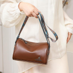 &Otilde;livaha nahk &Otilde;lakotid Naistele Rahakott Kaubam&auml;rk Nahast Naistele Disainer K&auml;ekotid Talvise Style Messenger Bags Sac Main must