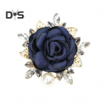 Naiste pross 3D Roosileht Kunstp&auml;rl Rhinestone rev&auml;&auml;r krae Pin kott Sall M&uuml;ts Kaunistus Pross ballipeo ehted punane