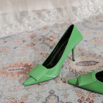 Ins Disainer Rohelised Valged Kollased Stiletto Kontsaga Kingad Pumbad 7cm K&otilde;rged Kontsad Madalad Peokingad Kontori Daamide Kleidukingad Pulmakleidikingad 9 roheline