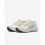 Nike Downshifter 13 Naiste jooksujalatsid FD6476-106 Roheline Suurus EU 36.5 valge