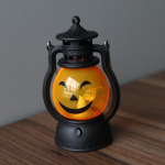Halloweeni retro petrooleumilamp LED kaasaskantav v&otilde;rkpunane loominguline naljakas k&otilde;rvitsa lamp Halloweeni sisekujunduslamp voodi &ouml;&ouml;lamp A