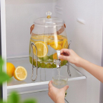 Joogijaotur K&uuml;lm veekeetja koos segistiga, kaasaskantava k&auml;epidemega limonaadimahla veekann 3L