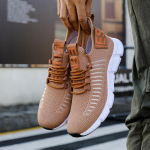 Moodsad meeste tossud Suvised Meeste Trendikad Spordi Kerged Vabaaja Jooksu Hingavad V&otilde;rgust Mugavad Tennisejalatsid Zapatillas Hombre 36 pruun