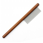 Kassi kamm roostevabast terasest lemmikloomade karvade eemaldaja puidust k&auml;epidemega kassikarva kamm Lemmikloomahooldus Massaaž koeraharja puhastust&ouml;&ouml;riist Lemmikloomatarbed