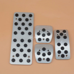 Aluminum AT/MT Accelerator Brake Foot Rest Pedal Pad cover For Subaru XV Legacy Forester OutBack Tribeca Levorg WRX STI Impreza MT