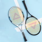 Tennis racket for men and women beginners professional two pairs of black and white 68.5cm long must