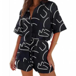 Naiste suvine tr&uuml;kitud vabaaja l&uuml;hikeste varrukatega s&auml;rkide komplekt S must